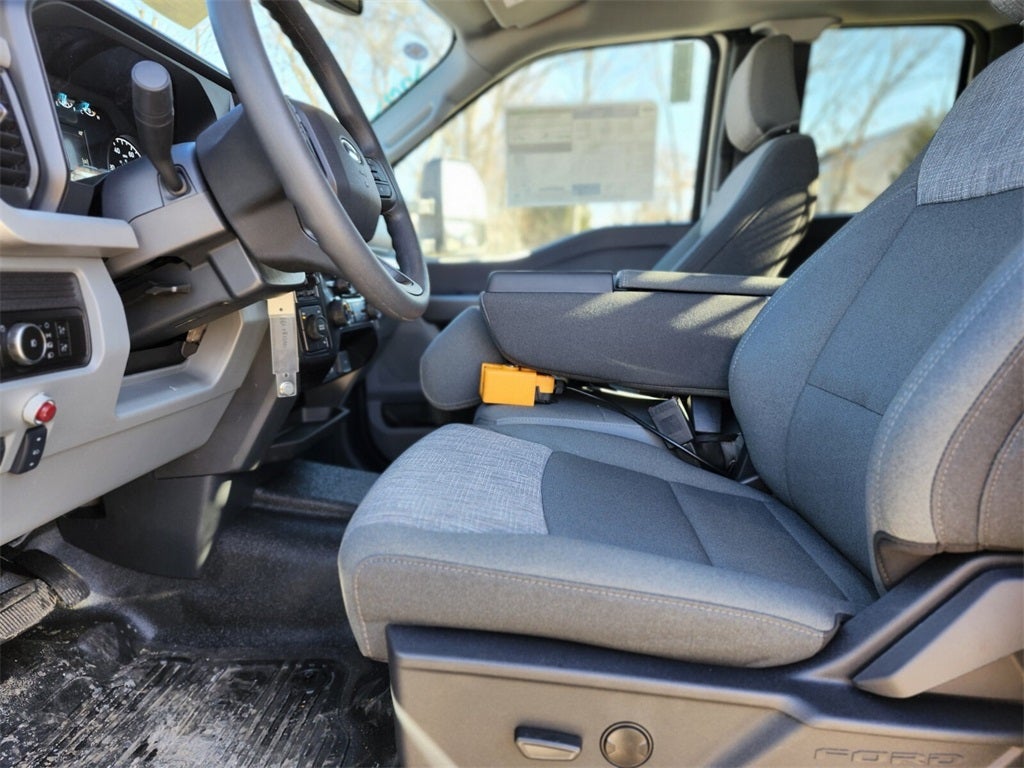 2026 Ford F-350SD XLT DRW w/ 9' Super Hauler 3-4 YD Dump Body