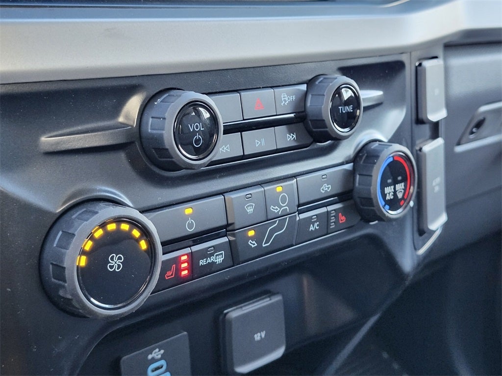 2026 Ford F-350SD XLT DRW w/ 9' Super Hauler 3-4 YD Dump Body