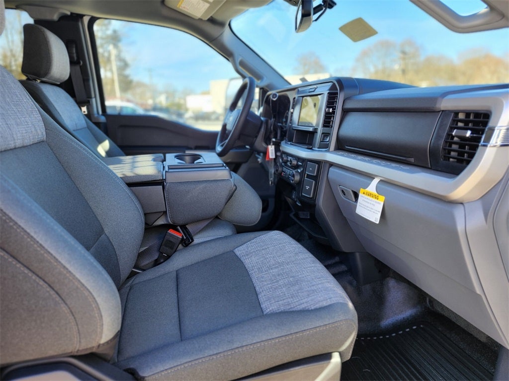 2026 Ford F-350SD XLT DRW w/ 9' Super Hauler 3-4 YD Dump Body