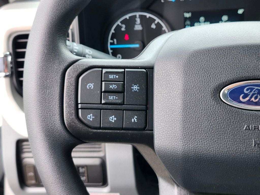 2025 Ford F-550SD XL DRW w/ 12' DynaPro LS Landscape Body