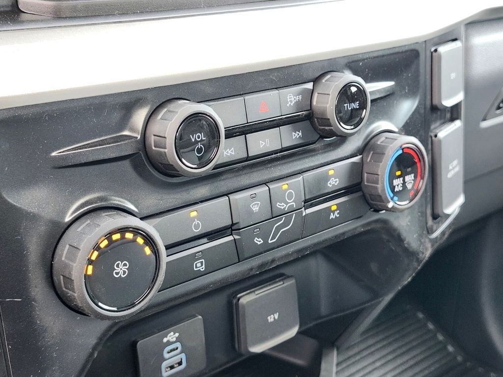 2026 Ford F-350SD XL DRW w/ 9' Super Hauler 3-4 YD Dump Body