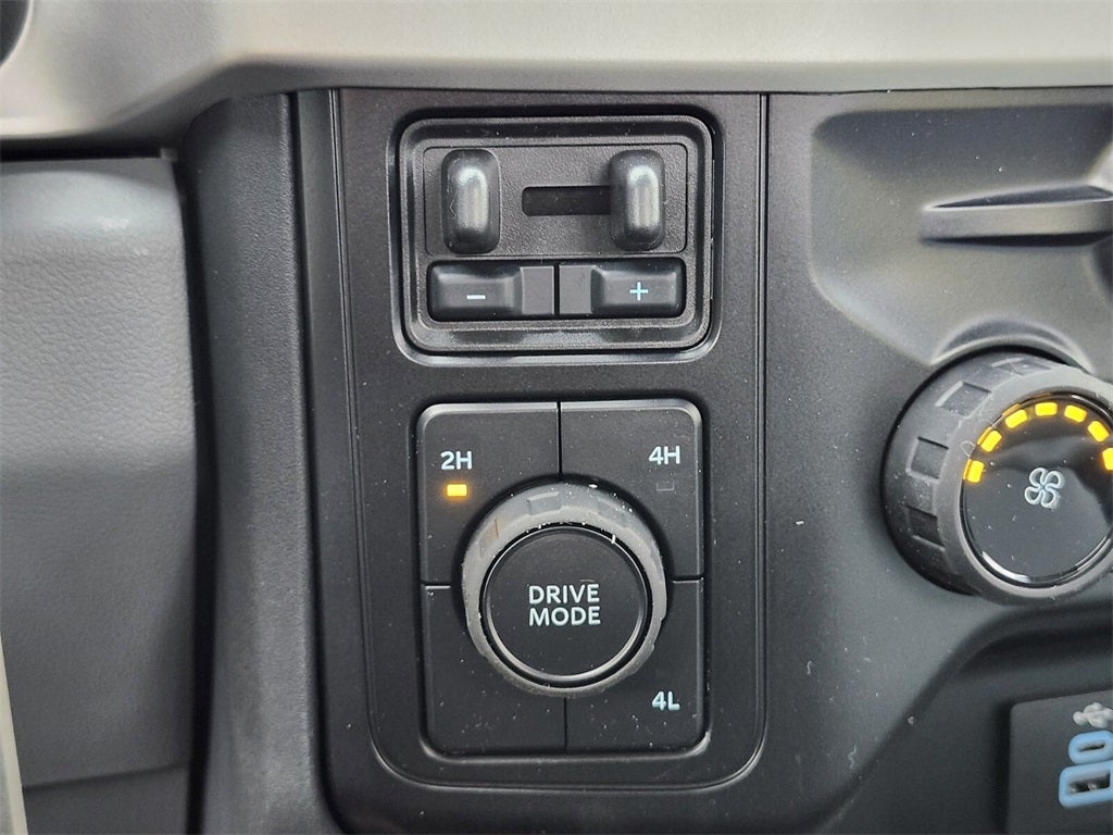 2026 Ford F-350SD XL DRW w/9' Reading Marauder 3 Dump Body