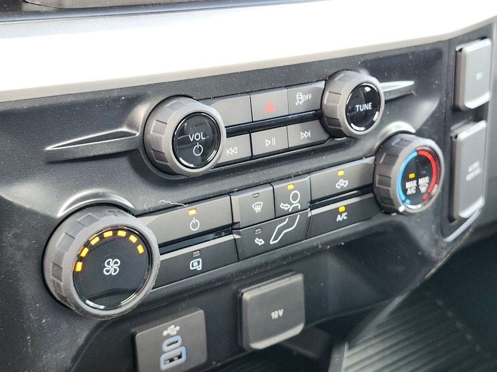 2026 Ford F-350SD XL DRW w/ 9' Super Hauler 3-4 YD Dump Body