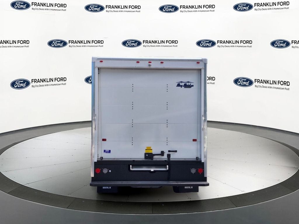 2027 Ford E-350SD Base Cutaway