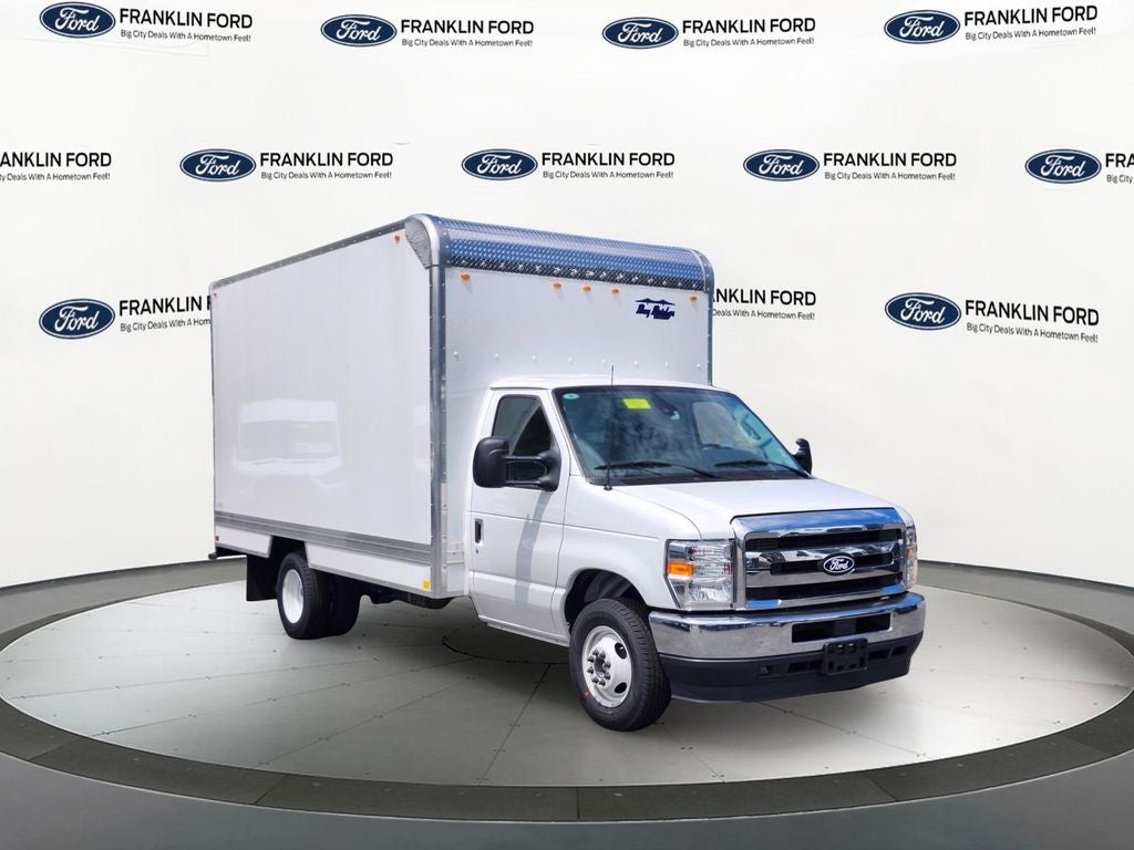 2027 Ford E-350SD Base Cutaway