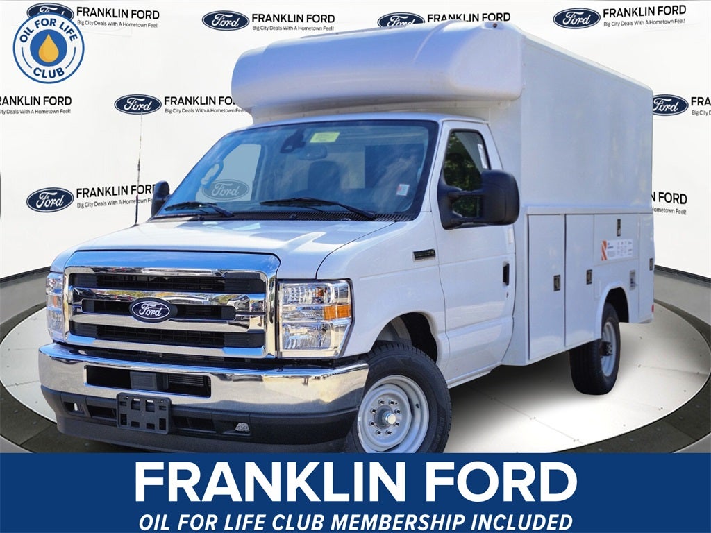 2026 Ford E-350SD w/ 11' Reading Classic Service Van Body Cutaway