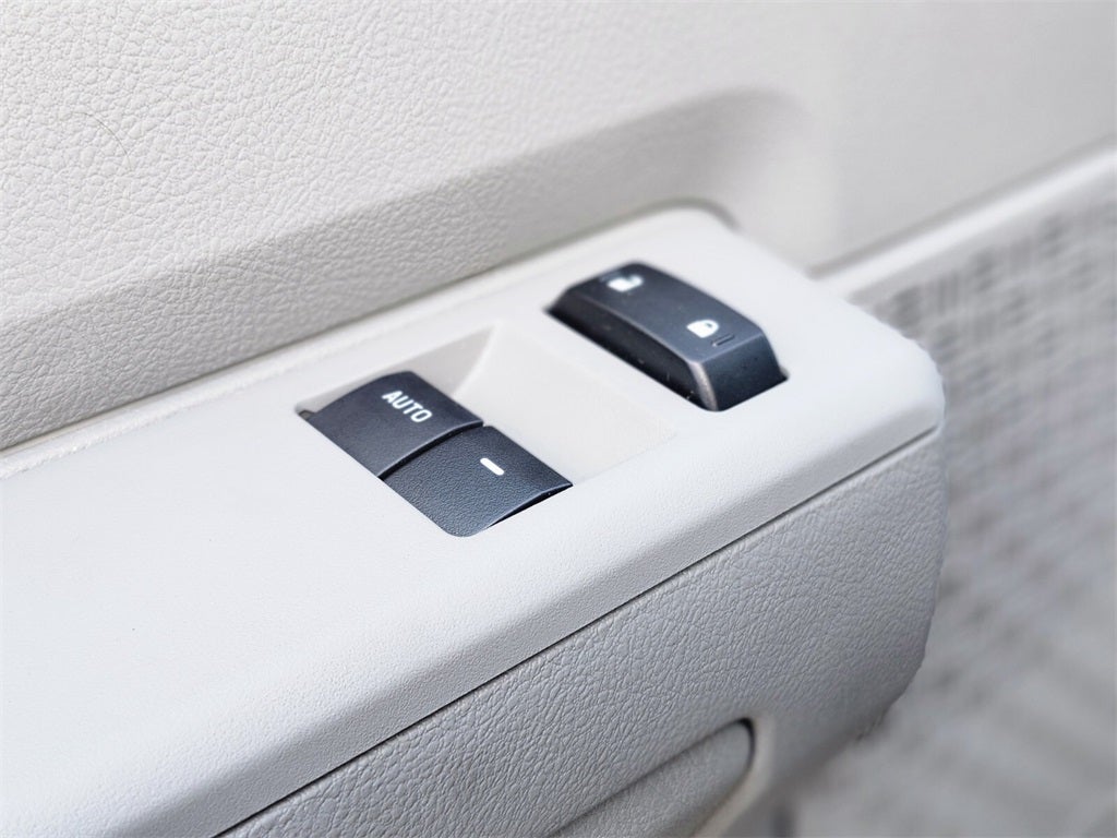 2026 Ford E-350SD w/ 11' Reading Classic Service Van Body Cutaway