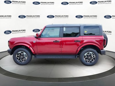 2026 Ford Bronco Outer Banks