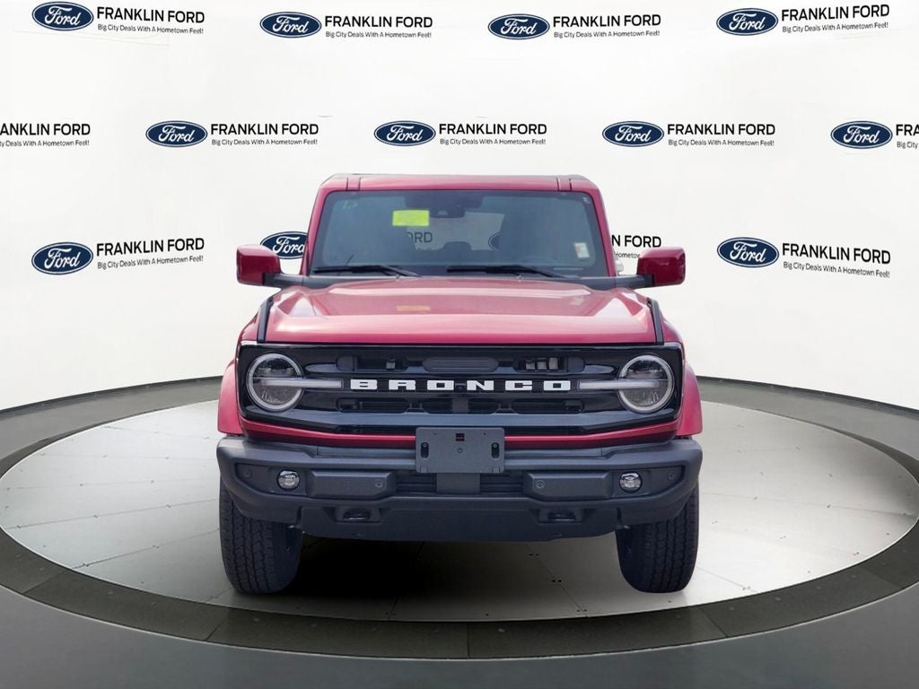 2026 Ford Bronco Outer Banks
