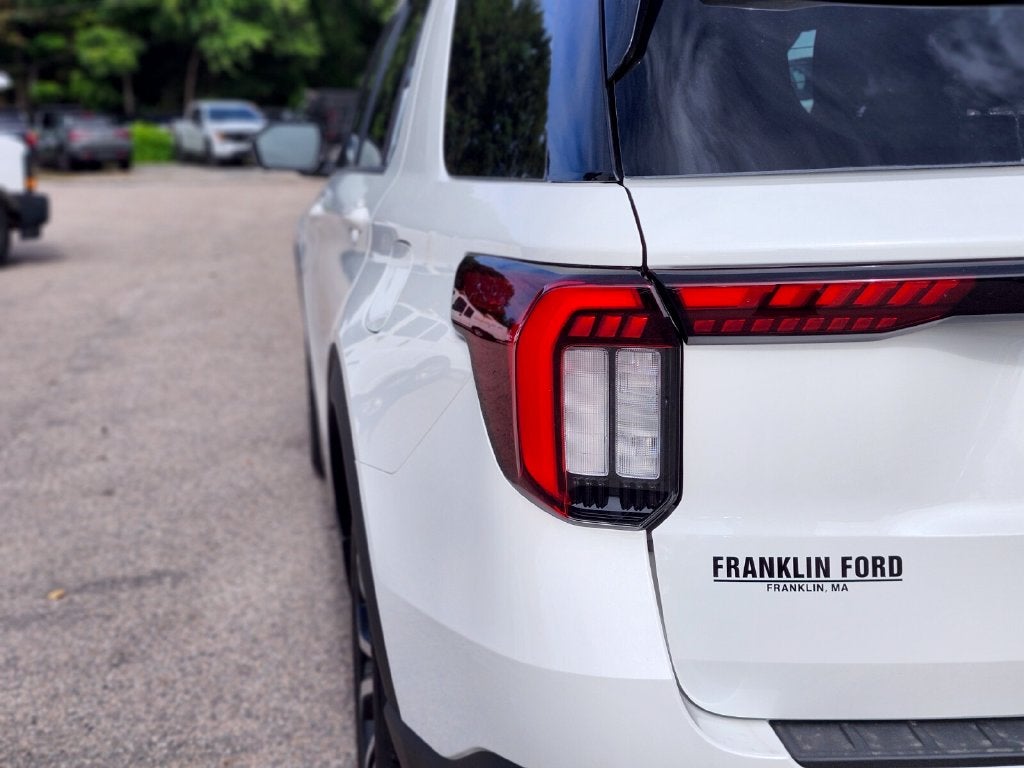 2027 Ford Explorer ST-Line