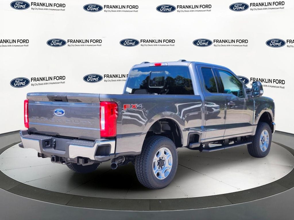 2026 Ford F-250SD XLT