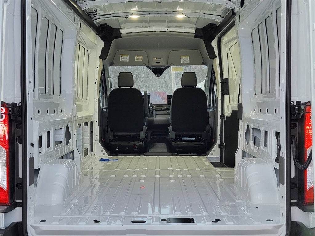 2026 Ford Transit-250 Med Roof LWB