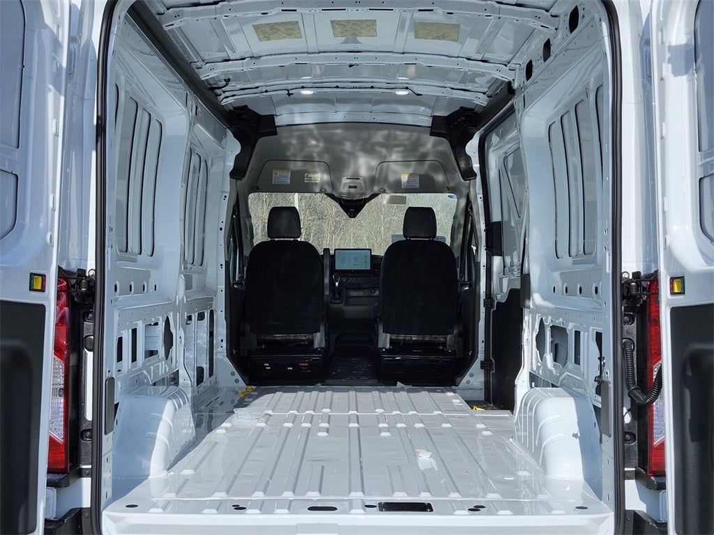 2026 Ford Transit-250 Med Roof LWB