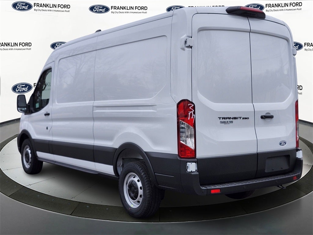 2026 Ford Transit-250 Med Roof LWB