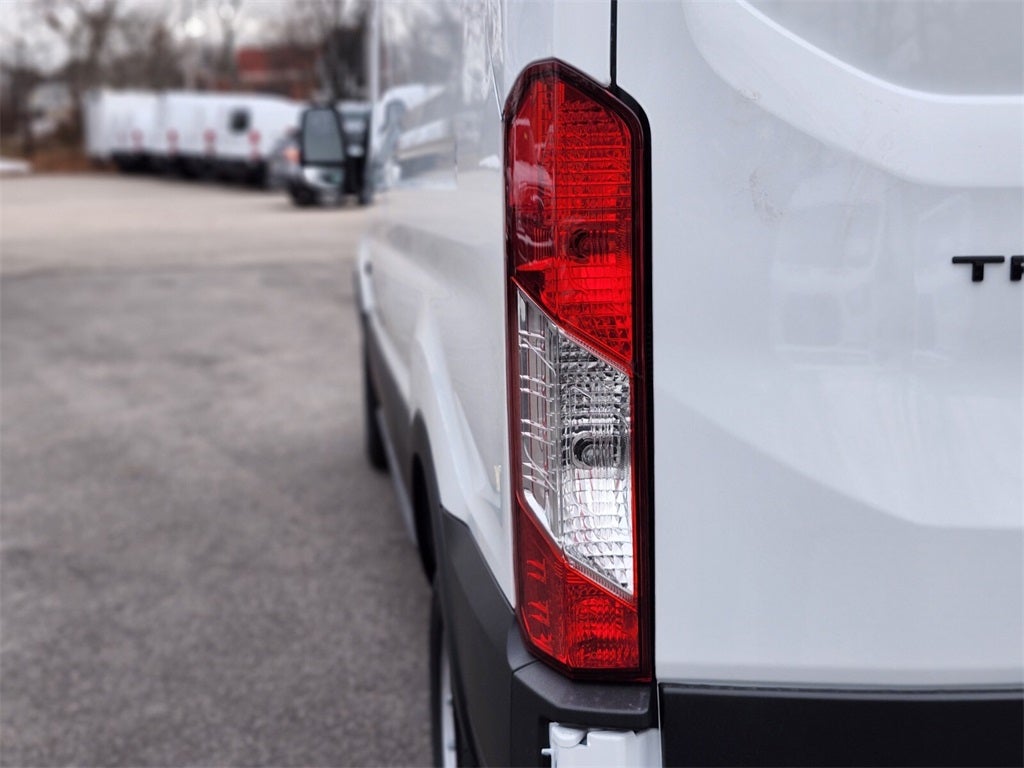 2026 Ford Transit-250 Med Roof LWB