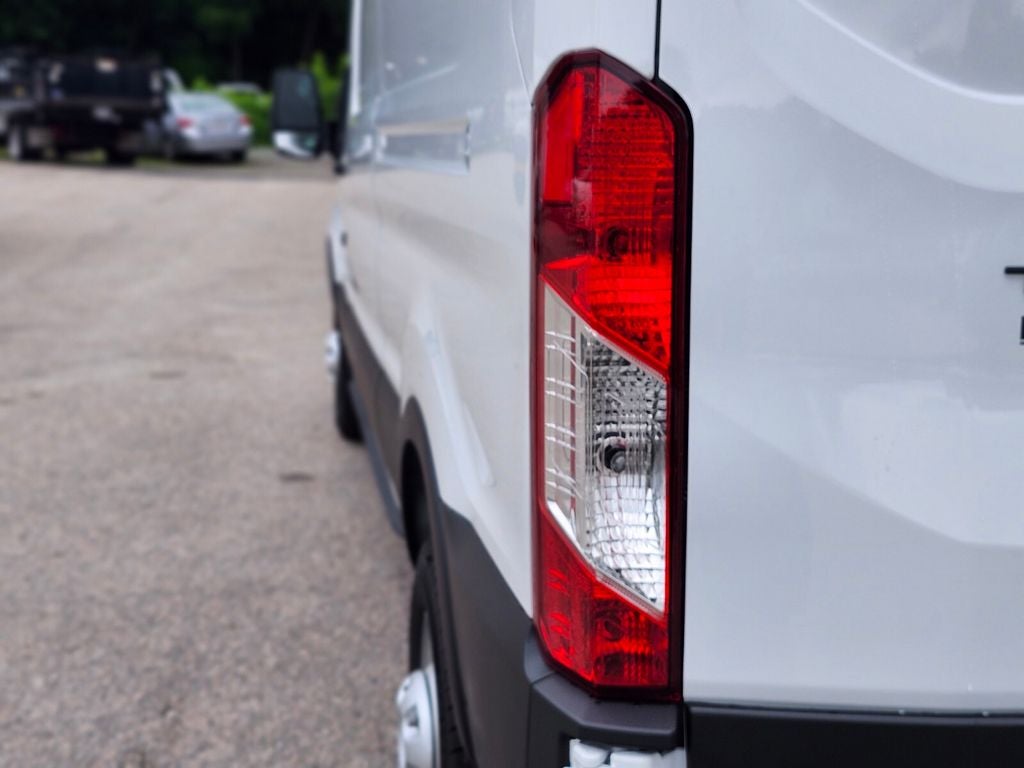 2026 Ford Transit-250 Med Roof LWB