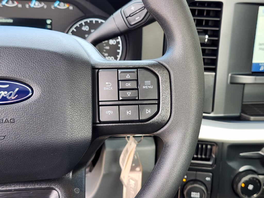 2027 Ford F-350SD XL