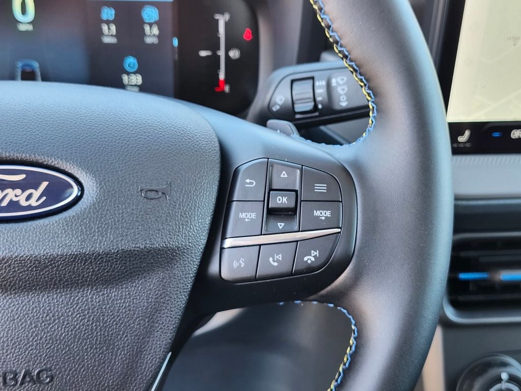 2026 Ford Maverick Lobo High