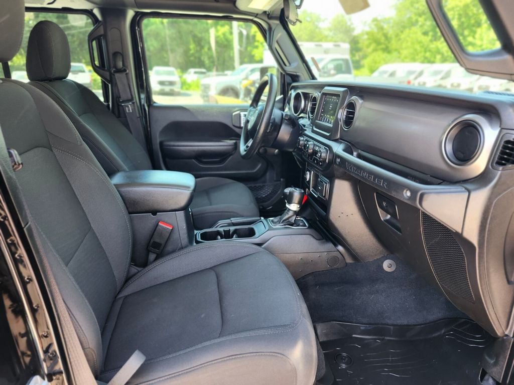 2022 Jeep Wrangler Unlimited Sport