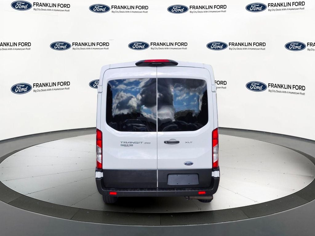 2025 Ford Transit-350 XLT 15 Passenger