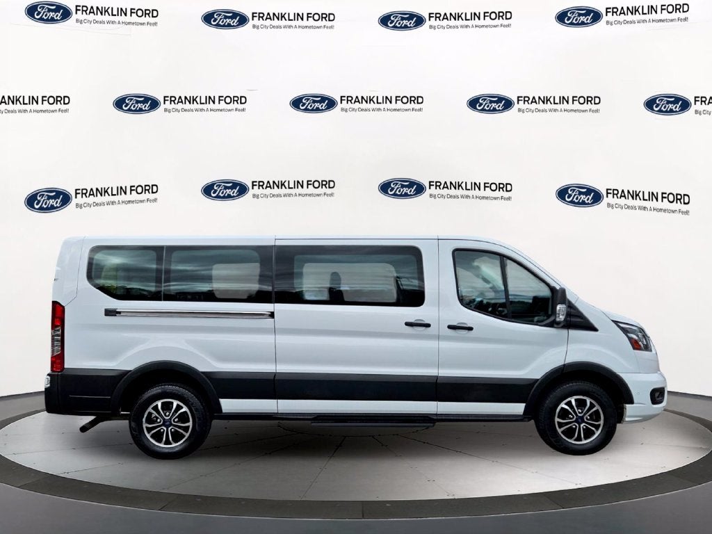 2023 Ford Transit-350 XLT 10 Passenger