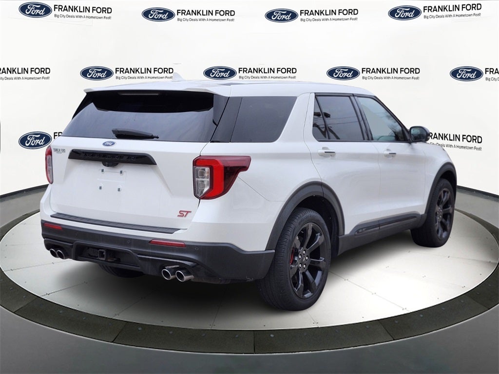 2022 Ford Explorer ST