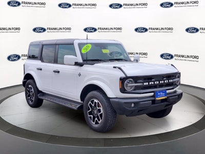 2026 Ford Bronco Outer Banks