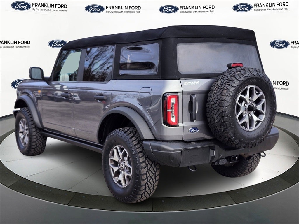 2023 Ford Bronco Base