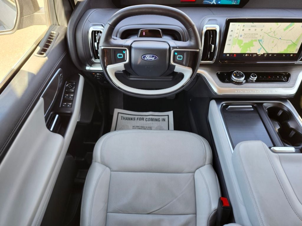 2025 Ford Expedition Platinum