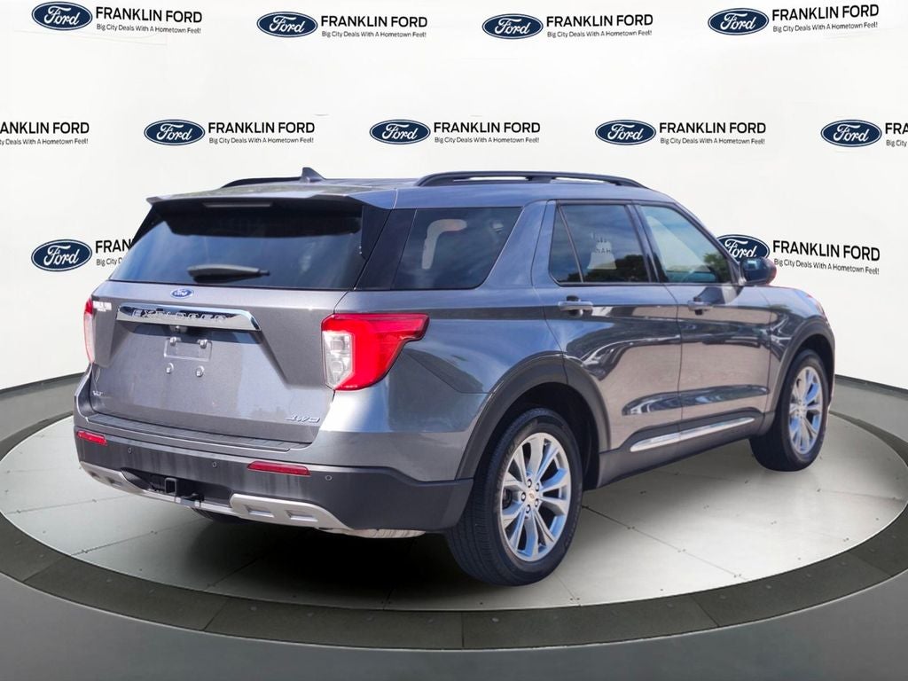 2023 Ford Explorer XLT