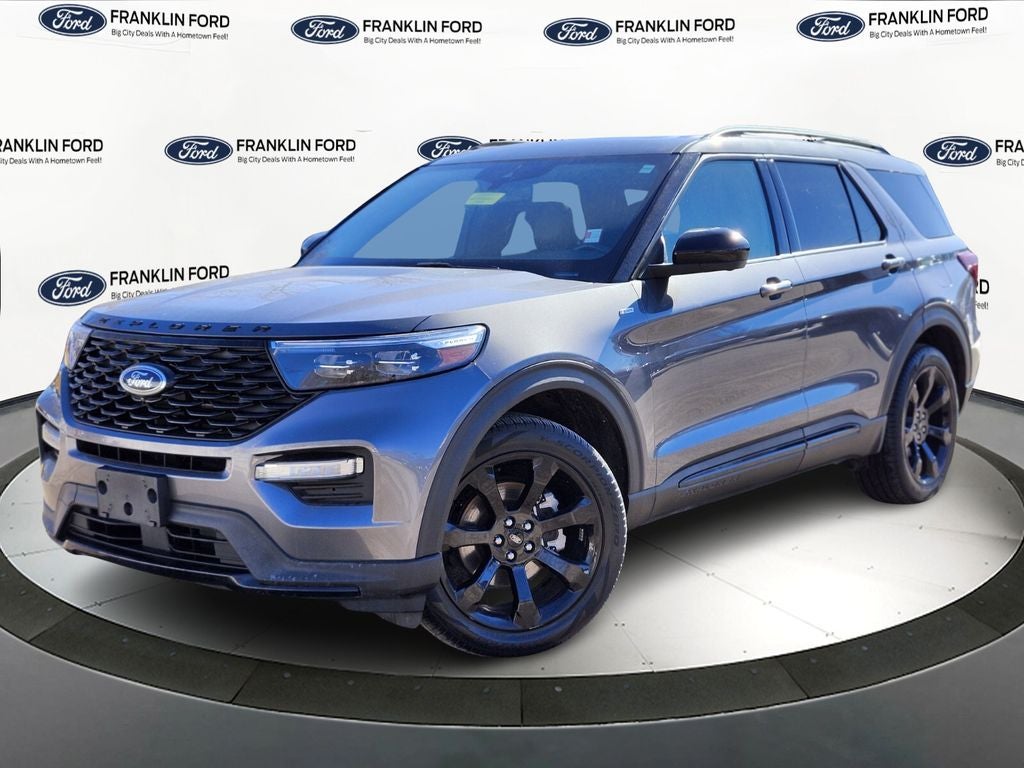 2022 Ford Explorer ST-Line