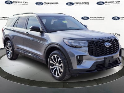 2025 Ford Explorer ST-Line