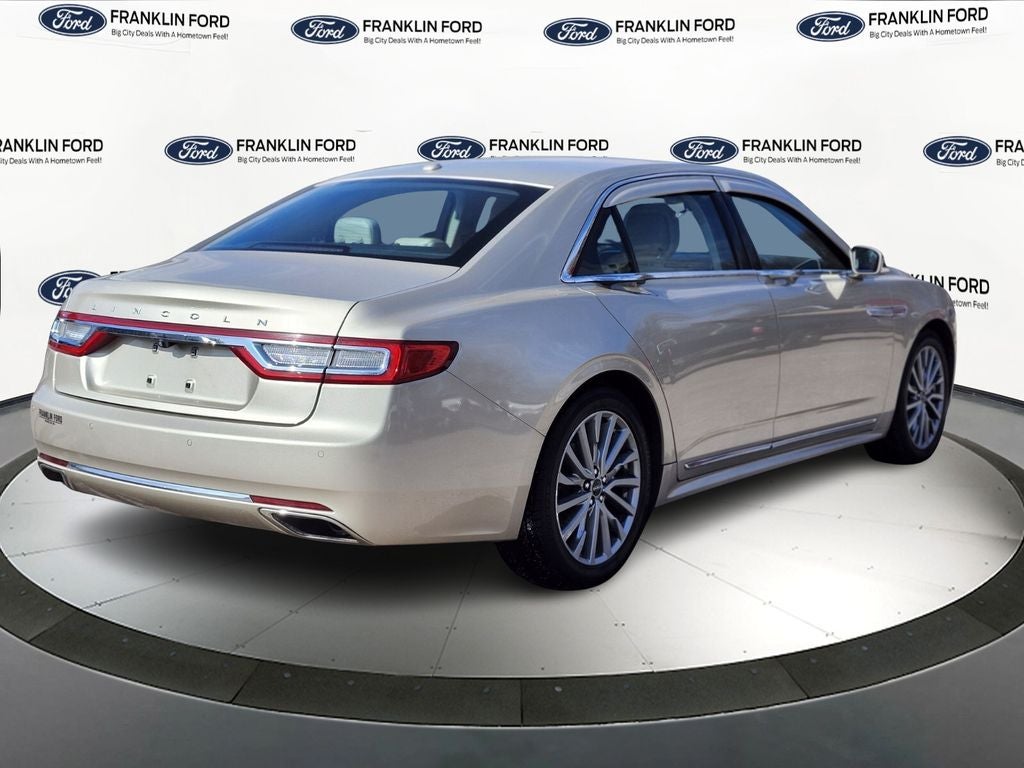 2017 Lincoln Continental Select
