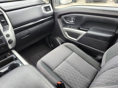 2021 Nissan Titan SV