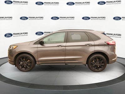 2022 Ford Edge SE
