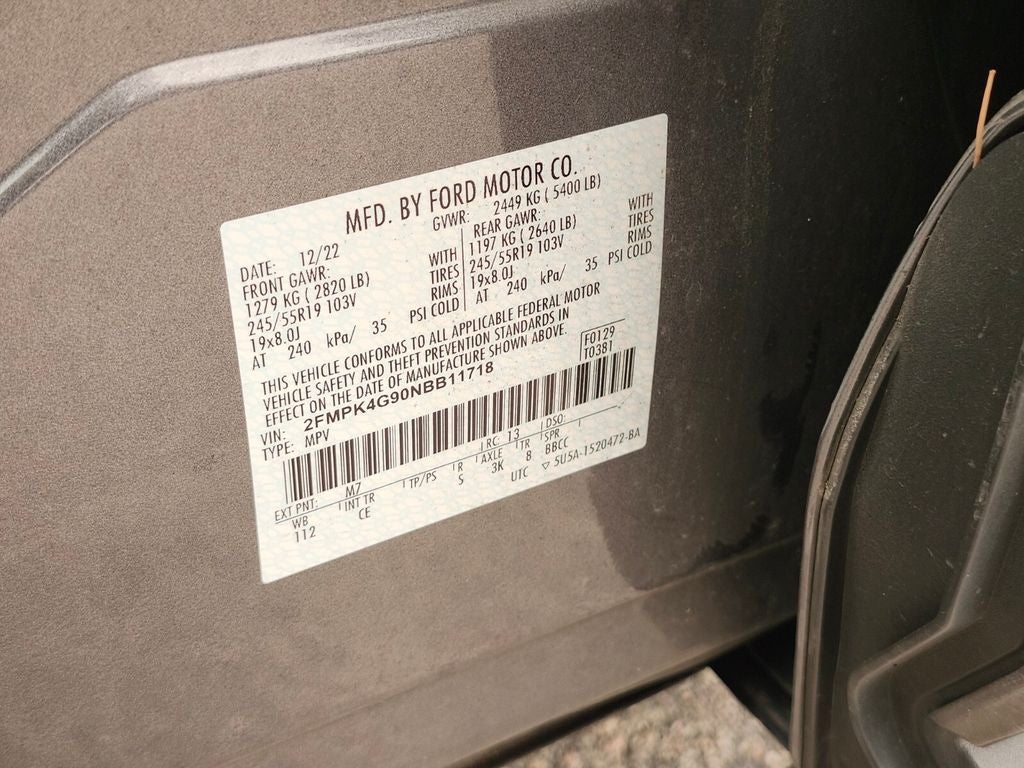 2022 Ford Edge SE
