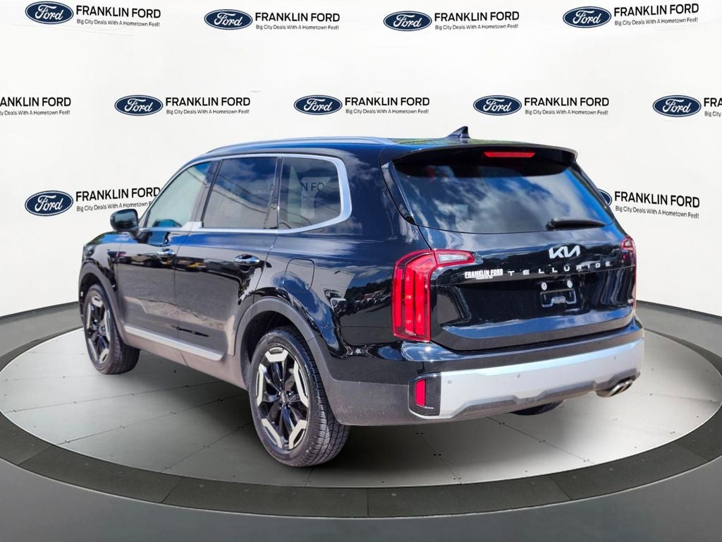 2023 Kia Telluride S