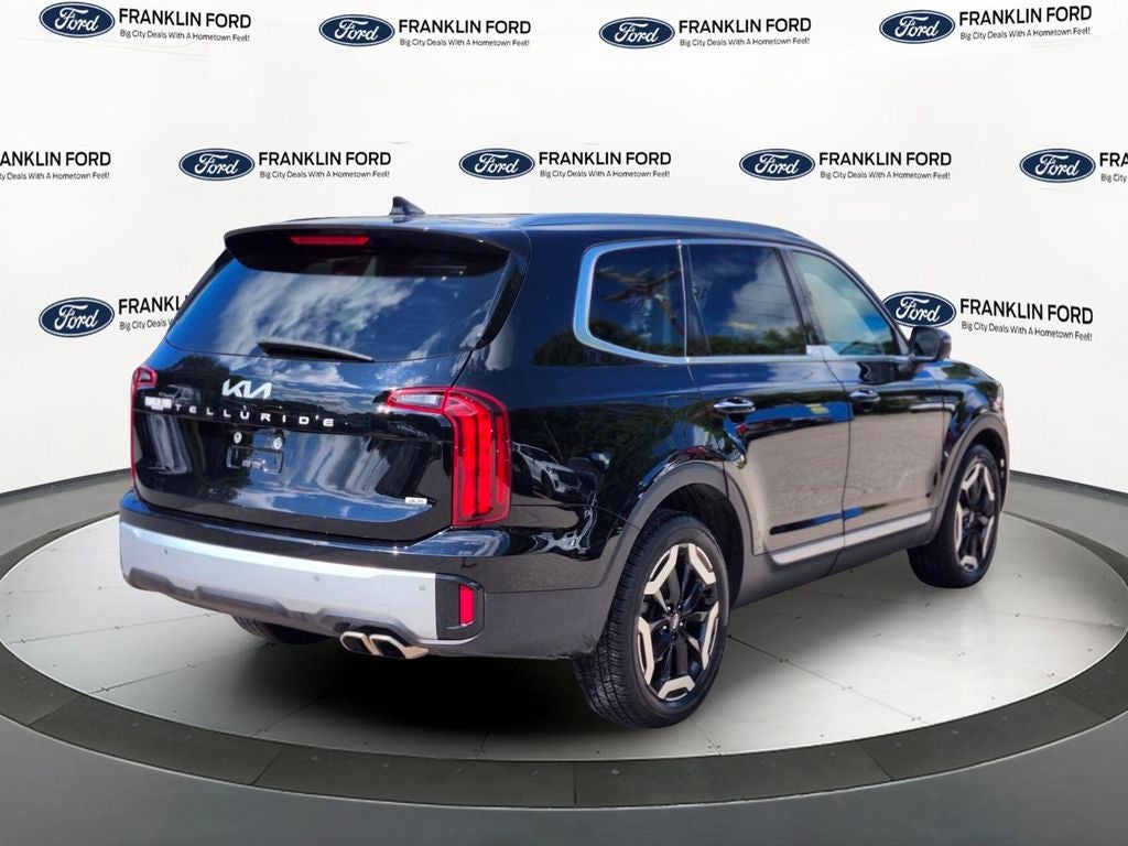 2023 Kia Telluride S