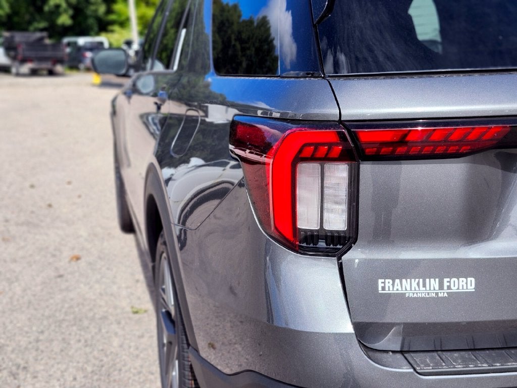 2027 Ford Explorer ST