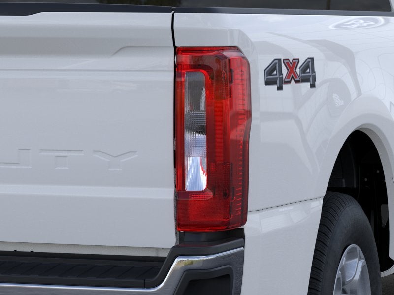 2026 Ford Super Duty F-350® XLT