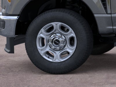 2026 Ford Super Duty F-350® XLT