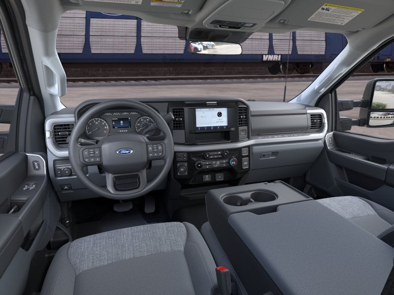 2026 Ford Super Duty F-350® XLT