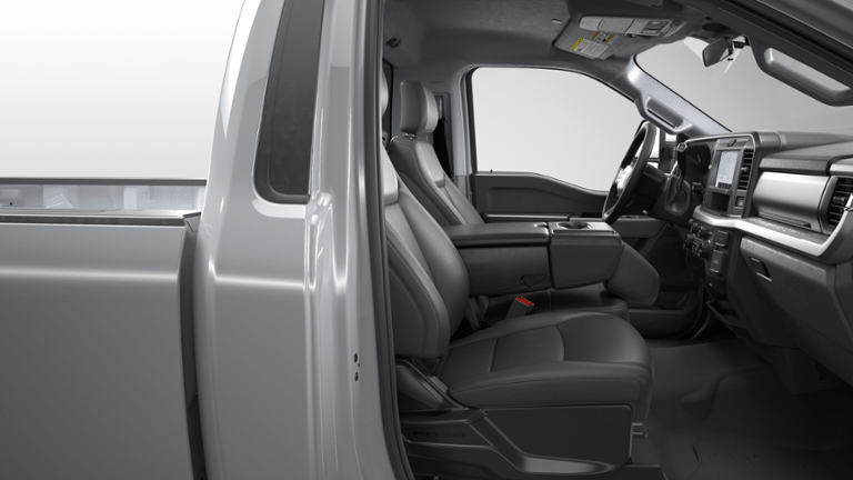 2026 Ford Super Duty F-350® XLT