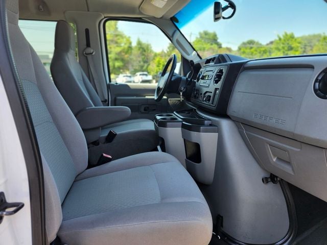 2012 Ford E-350SD XLT
