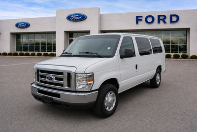 2012 Ford E-350SD XLT