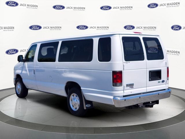 2012 Ford E-350SD XLT