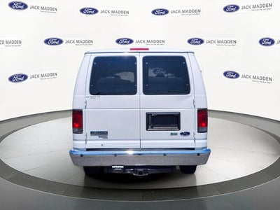 2012 Ford E-350SD XLT