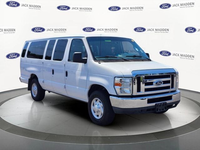 2012 Ford E-350SD XLT