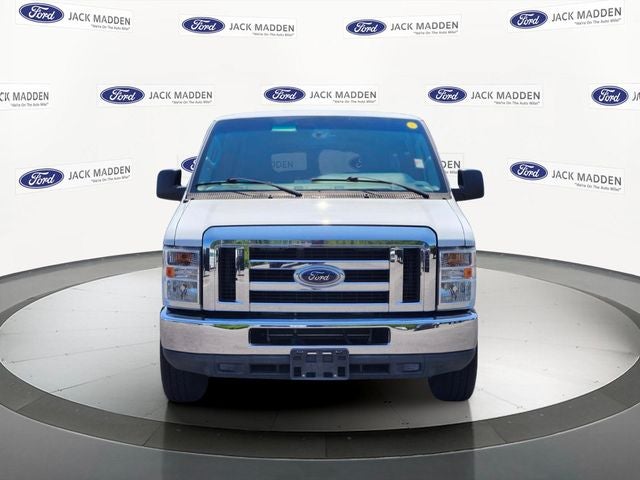 2012 Ford E-350SD XLT