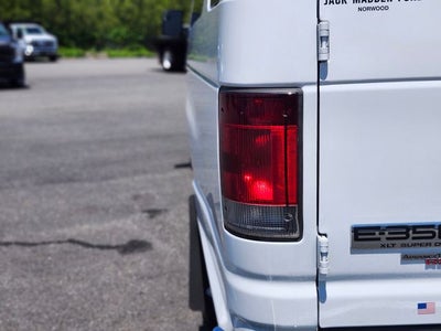 2012 Ford E-350SD XLT